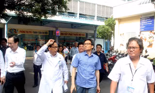 Phó Thủ tướng Vũ Đức Đam: Để ý chu kỳ bùng phát, quyết liệt chống dịch