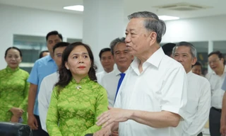 Tổng Bí thư Tô Lâm khảo sát việc vận hành chính quyền 2 cấp tại phường Xuân Hòa, TPHCM