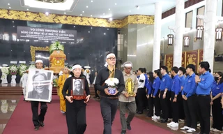 Đưa tiễn nhạc sĩ 'Bài ca đất phương Nam' về nơi an nghỉ cuối cùng