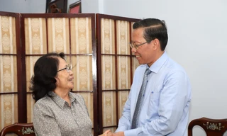 Chủ tịch TPHCM: 'Đưa chất lượng y tế xứng tầm thành phố văn minh, nghĩa tình'