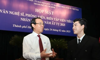 Hieuthuhai đối thoại với Bí thư Thành ủy TPHCM 