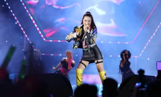 Hoàng Thùy Linh tiết lộ từng có điểm môn Văn thấp nhất lớp