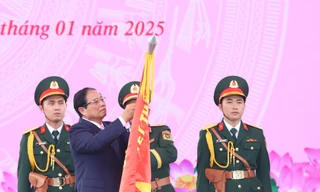 Lực lượng vũ trang TPHCM nhận danh hiệu anh hùng