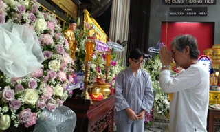 Da diết tiếng kèn saxophone bên linh cữu nghệ sỹ Xuân Hiếu