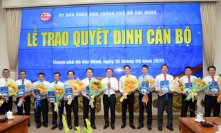 Trao quyết định bổ nhiệm 11 phó giám đốc Sở Xây dựng TPHCM
