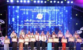 TPHCM: 100 tập thể và cá nhân được vinh danh 'Những tấm gương thầm lặng mà cao cả'