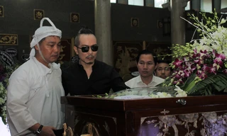 Ca sỹ Jimmii Nguyễn tiễn biệt NSND Lý Huỳnh