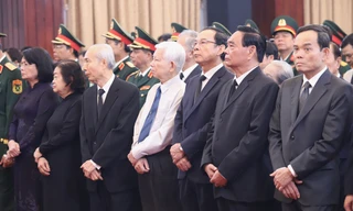 Tiễn biệt nguyên Chủ tịch nước Trần Đức Lương từ TPHCM