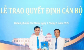 Công bố quyết định của Chủ tịch UBND TPHCM về công tác cán bộ