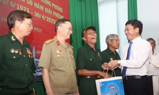 Lãnh đạo Điện Biên vào TPHCM tri ân anh hùng liệt sĩ, cựu chiến binh tham gia Chiến dịch Hồ Chí Minh