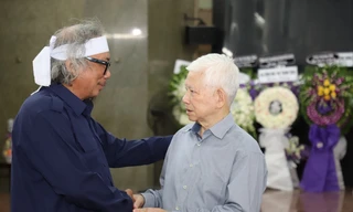 Nguyên Chủ tịch nước Nguyễn Minh Triết tiễn biệt tác giả 'Bài ca đất phương Nam'