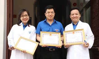 Tuyên dương 113 thầy thuốc trẻ tiêu biểu TPHCM