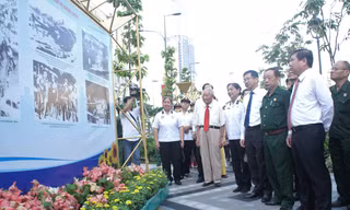 Triển lãm tư liệu quý kỷ niệm 75 năm ngày Nam Bộ kháng chiến 