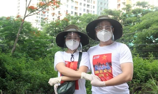 Vợ chồng ca sĩ trẻ hỗ trợ chống dịch gần 1 tháng qua