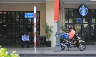 Khung cảnh yên ả ở Sài Gòn ngày đầu kỳ nghỉ lễ 30/4 và 1/5