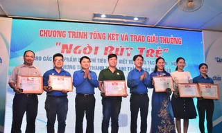 Thành Đoàn TPHCM trao 41 giải thưởng Ngòi bút trẻ 