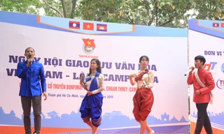 Sân chơi kết nối tình hữu nghị sinh viên 3 nước Việt Nam - Lào - Campuchia 