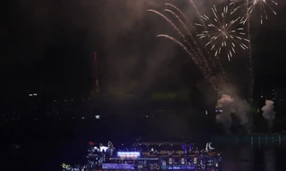 'Bữa tiệc' pháo hoa và drone đặc sắc mở hội Sông nước TPHCM 