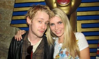 Sao “Ở nhà một mình” hẹn hò diễn viên phim sex?