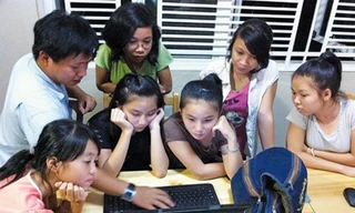 Bước ngoặt của những cô gái mồ côi