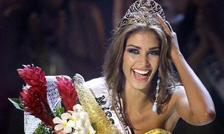 Cựu Hoa hậu Hoàn vũ từng đăng quang ở Việt Nam bị fan đòi 'tẩy chay' vì kỳ thị cộng đồng LGBT