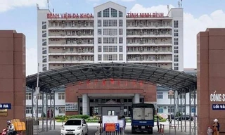 Công an điều tra Bệnh viện Đa khoa Ninh Bình vụ mua kit test Việt Á
