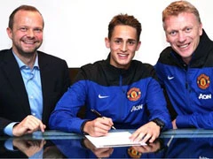 'Chung tình' với M.U, Januzaj được tăng lương... 60 lần