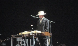 Đừng so Bobby với Backstreet Boys