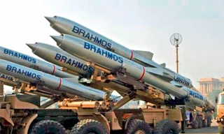 Ấn Độ sắp thử BrahMos phiên bản phóng từ tàu ngầm