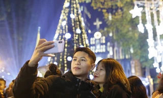 Lung linh đêm Giáng sinh tại Hà Nội