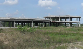 Bệnh viện nghìn tỷ sau ba năm vẫn hoang vu