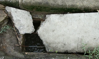 Kinh hoàng hiểm họa từ những 'bẫy cạn' giữa mùa mưa