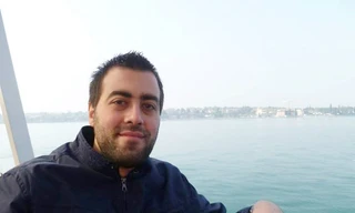 Giới trẻ Ý không ngồi chờ cơ hội