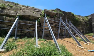 Gia cố tường phía Bắc Thành nhà Hồ do sạt lở 