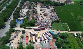 Chủ tịch Hà Nội yêu cầu kiểm tra thông tin '4,3ha đất nông nghiệp biến thành kho bãi'