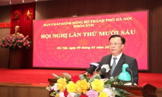 Bí thư Thành ủy Hà Nội Đinh Tiến Dũng phát biểu tại hội nghị 