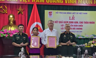 Con gái liệt sĩ nghẹn ngào nhận kết quả giám định ADN của cha sau hơn 50 năm tìm kiếm