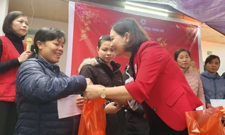 Hà Nội đã trao hơn 2,2 triệu suất quà cho các đối tượng trong dịp Tết Nguyên đán Giáp Thìn 2024.