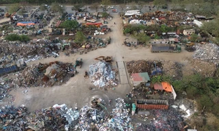 Cảnh tháo dỡ nhà xưởng, kho bãi trên đất nông nghiệp sau chỉ đạo