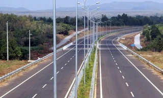 Quốc lộ 32, đoạn từ xã Đường Lâm (thị xã Sơn Tây) đi thị trấn Tây Đằng (huyện Ba Vì) sẽ được cải tạo, nâng cấp với chiều rộng 35m