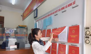 Ủy quyền cho Giám đốc Sở Nội vụ được quyết định vị trí việc làm