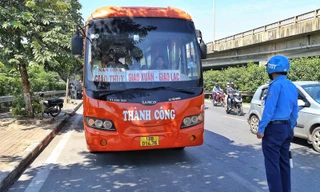 Lực lượng chức năng kiểm tra hoạt động vận tải hành khách
