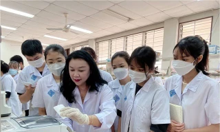 Phát huy vai trò của phụ nữ trong kỷ nguyên vươn mình của dân tộc