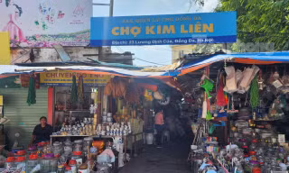 Hà Nội: Không đảm bảo PCCC, nhiều chợ bị đình chỉ vẫn ngang nhiên hoạt động 