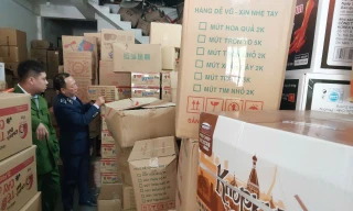 Hà Nội: Chuyển vụ việc sản xuất hàng giả tại xã La Phù sang cơ quan điều tra