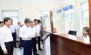Nhiều xã, phường mới ở Hà Nội phải sử dụng trụ sở 3-4 xã cũ để làm việc