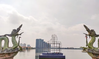 Hình ảnh bàn tay với biểu tượng like đã được tháo dỡ