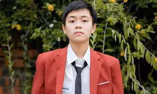 Cậu bé từng chết lâm sàng giành học bổng Mỹ 10,2 tỷ đồng 
