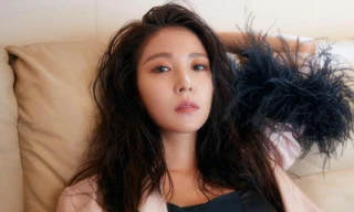 Kỷ niệm 20 năm ca hát, SM đăng loạt ảnh "công chúa" BoA kèm hashtag đầy tự hào