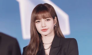 Đẳng cấp như fan Trung của Lisa: Dự án 200 drones thắp sáng bầu trời Thượng Hải